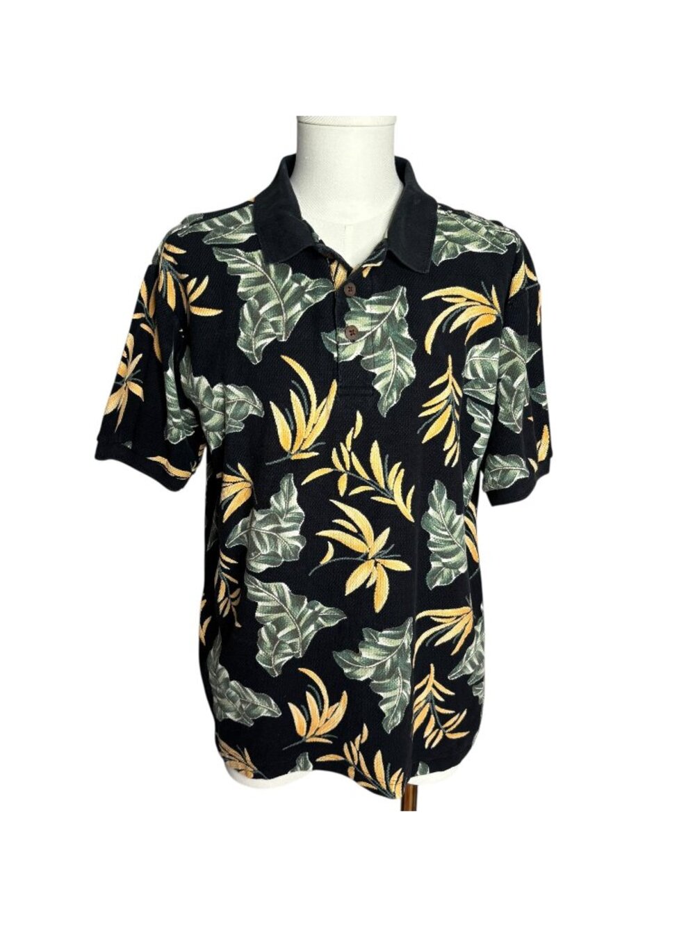 Island Tropics Hawaiian Knit Polo Shirt M Black Floral Short Sleeves Collared